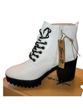 Chunky Ankle Boot Off-White Seven7 Flatiron Platform Lace-up Womans Sz 9 JJ3342